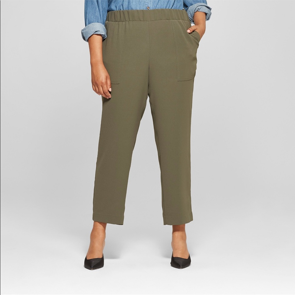 🎉NWT women’s Plus size soft Utility Pants